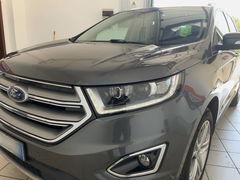 Ford Edge 2.0 TDCi Bi-Turbo Titanium 4x4 — zdjęcie 2