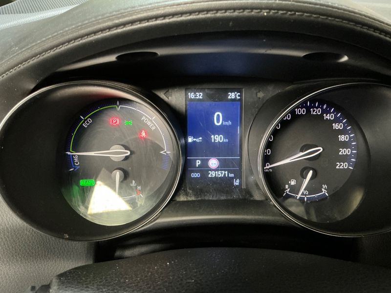 Toyota C-HR 1.8 Hybrid Dynamic — zdjęcie 13