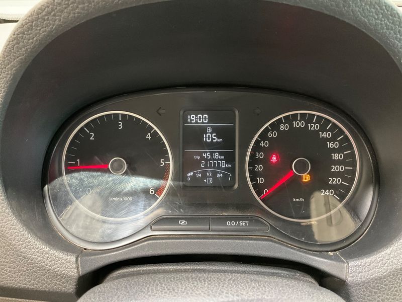 Volkswagen Amarok 2.0 TDI Trendline DoubleCab 4Motion — zdjęcie 13