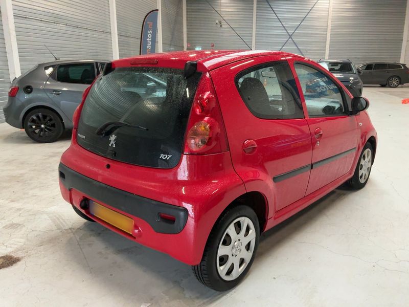 Peugeot 107 1.0 Filou 2011 – снимка 8