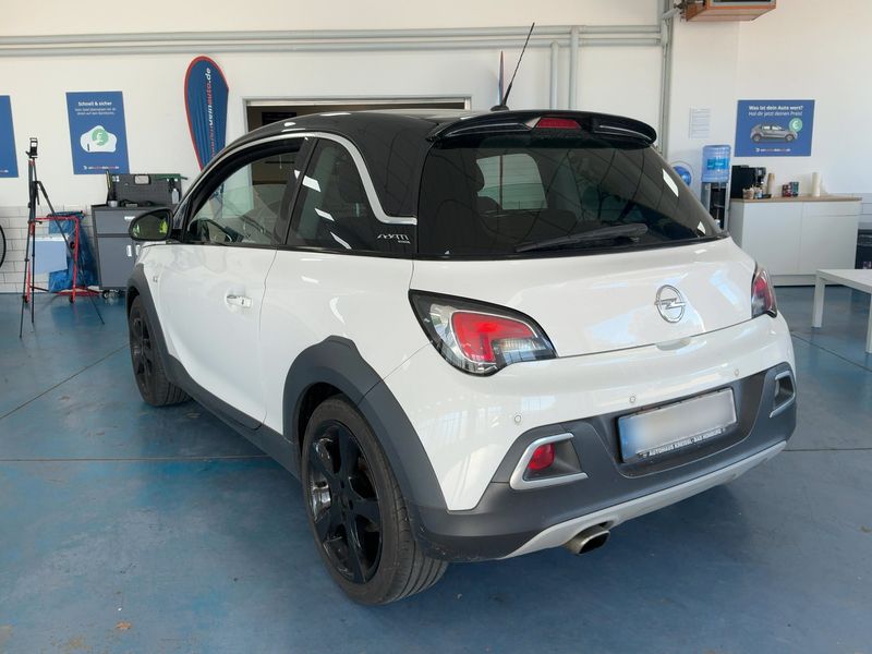 Opel Adam 1.4 Rocks ecoFlex — zdjęcie 3