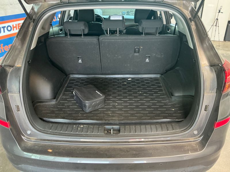 Hyundai Tucson 1.6 TGDI Style 4WD 2019 – снимка 31