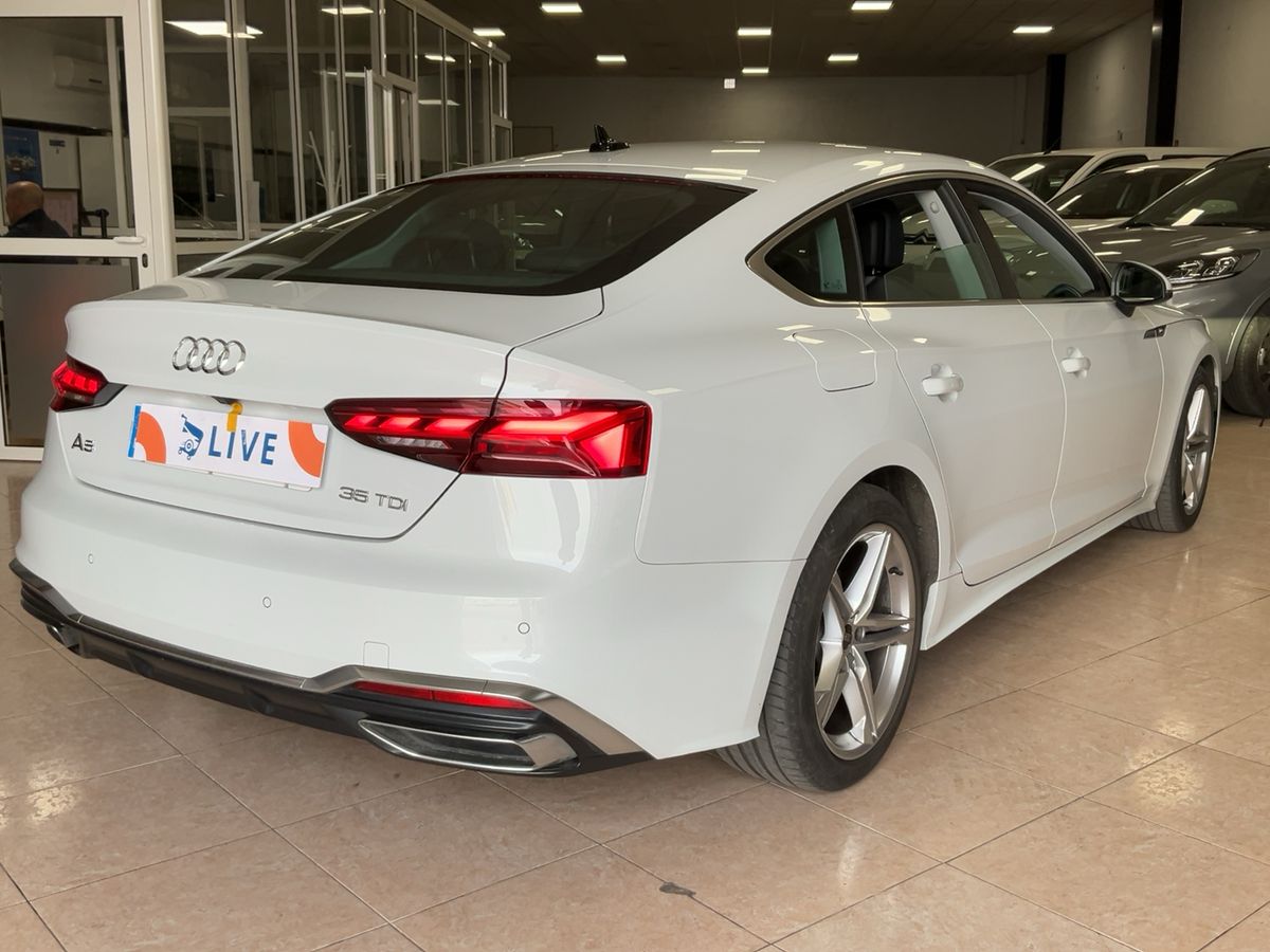 Audi A5 2022 — photo 9