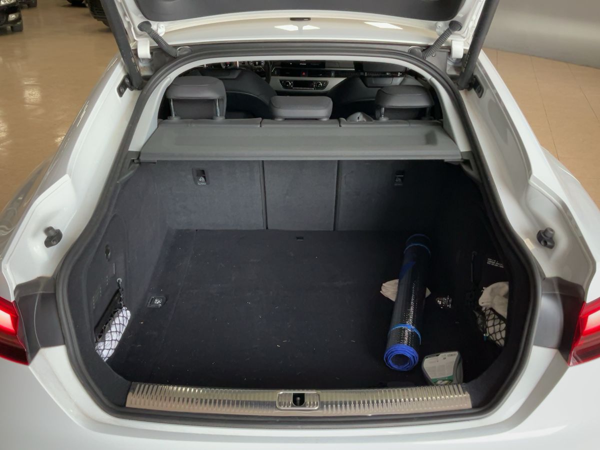 Audi A5 2022 — photo 16