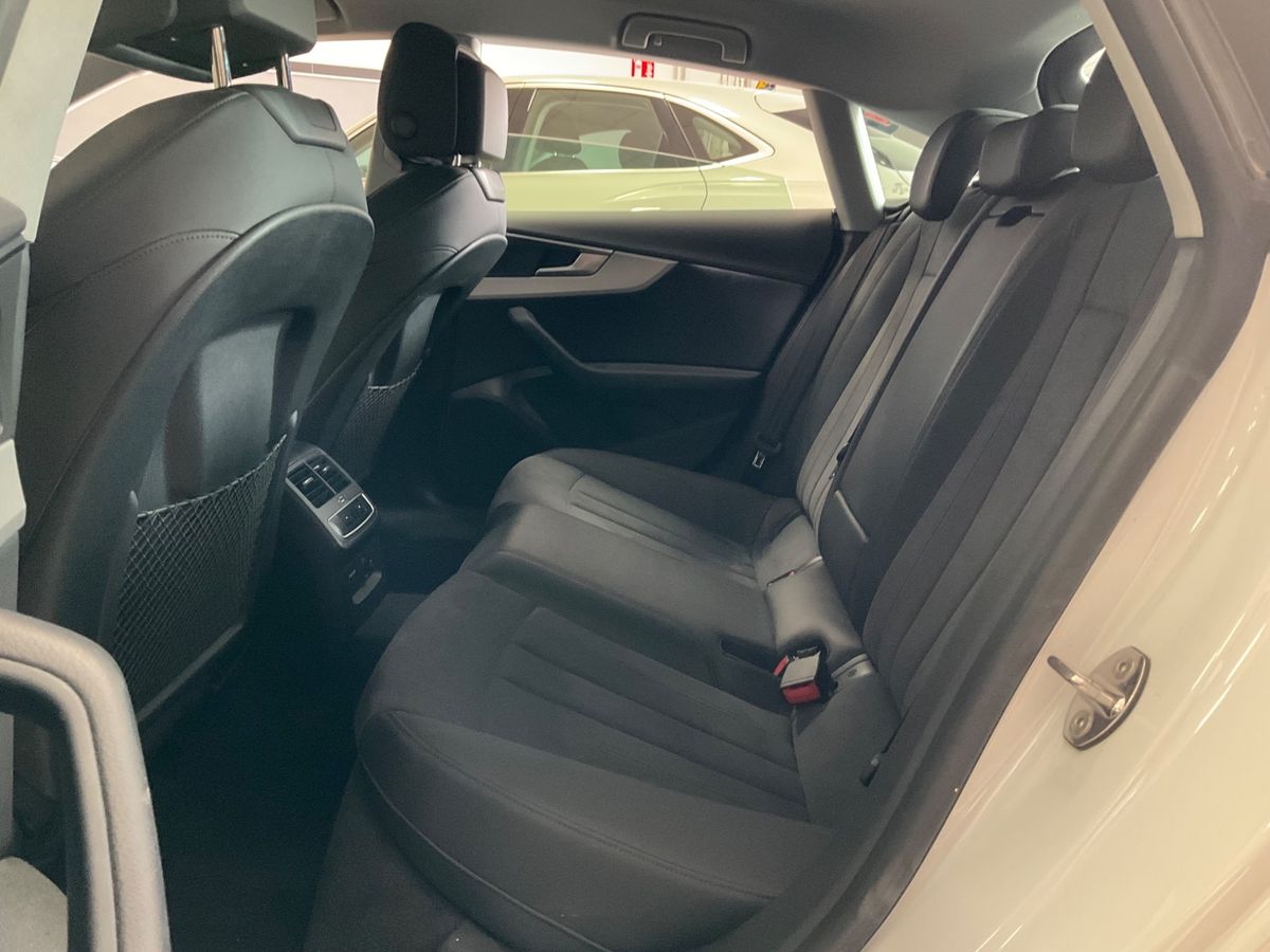 Audi A5 2022 — photo 28