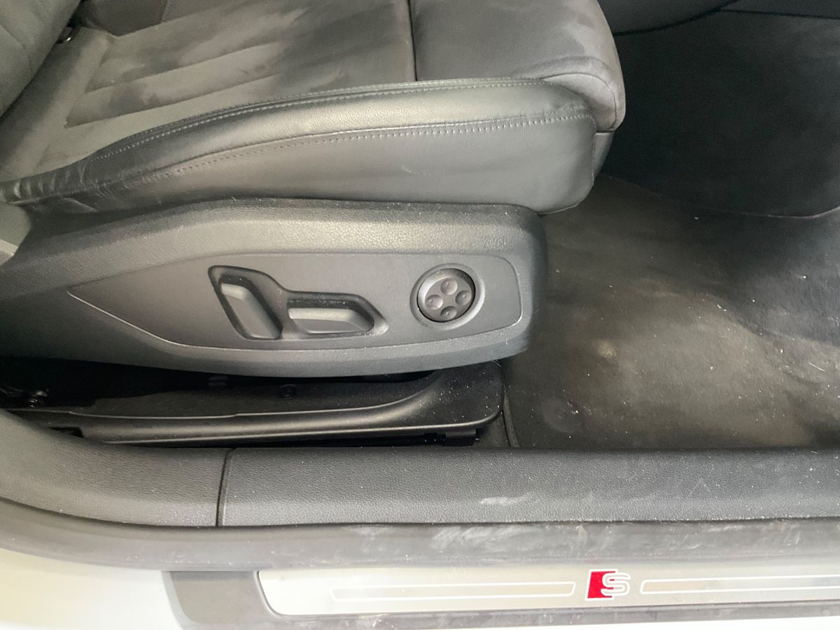 Audi A5 2022 — photo 35