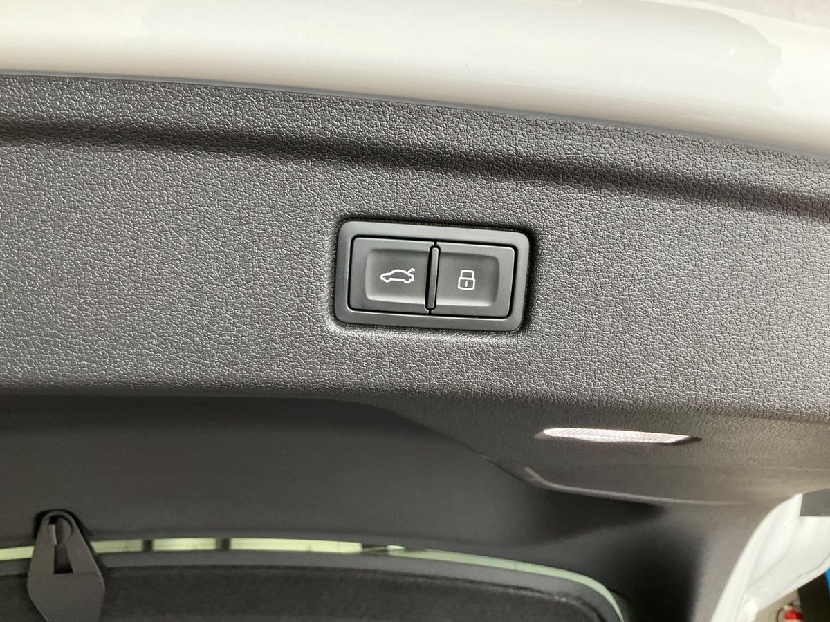 Audi A5 2022 — photo 26