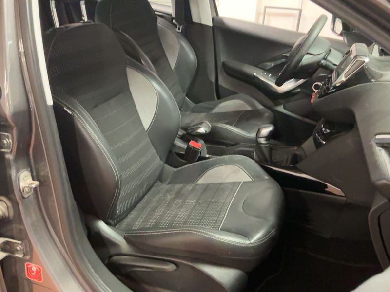 Peugeot 2008 1.6 Blue-HDi Allure Business — zdjęcie 11