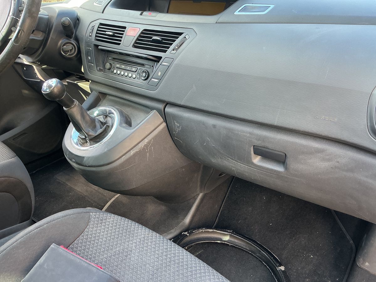 Citroen C4 2012 — photo 30