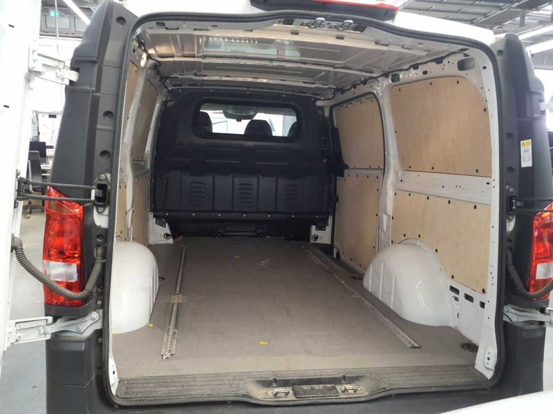 Mercedes-Benz Vito 116 CDI PRO RWD lang — zdjęcie 5