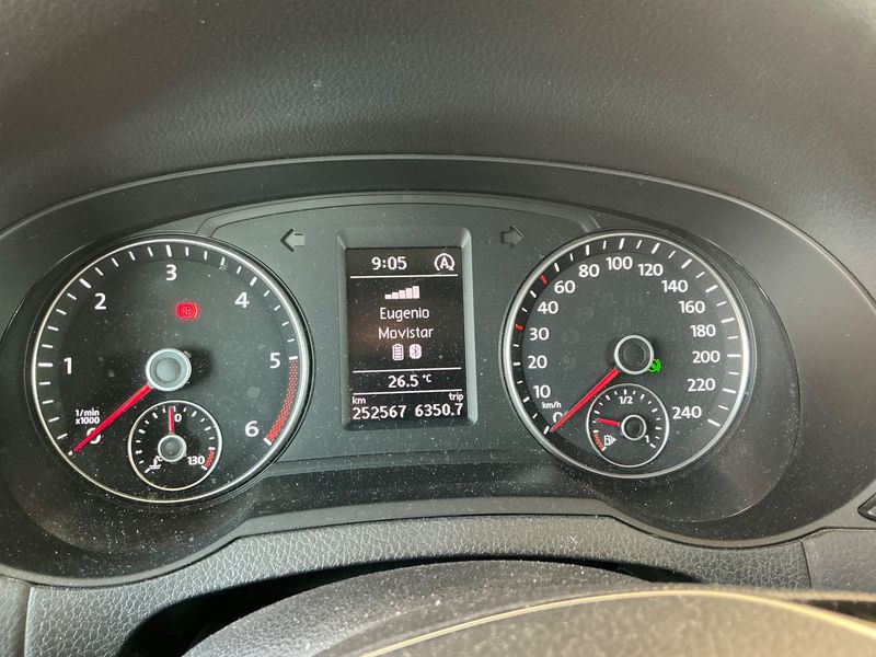 Volkswagen Sharan 2.0 TDI Advance BlueMotion Tech 2015 – снимка 18