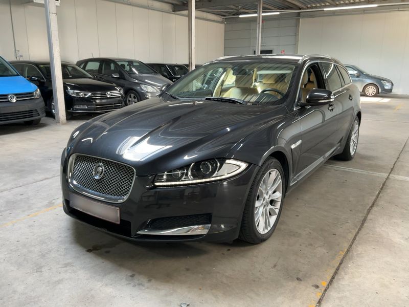 Jaguar XF 2.2 D