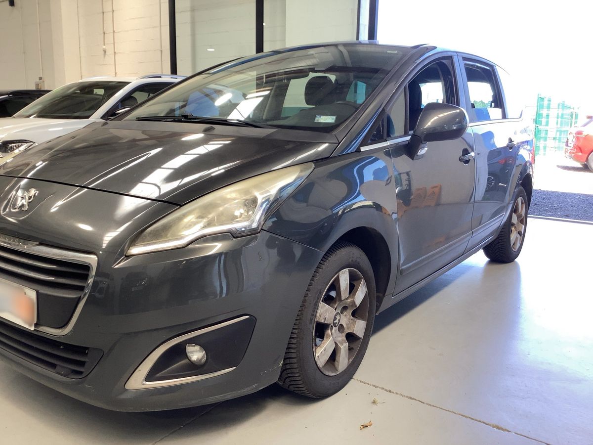 Peugeot 5008 2016