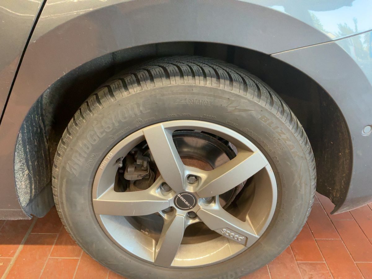 Volkswagen Touran 2019 — photo 6