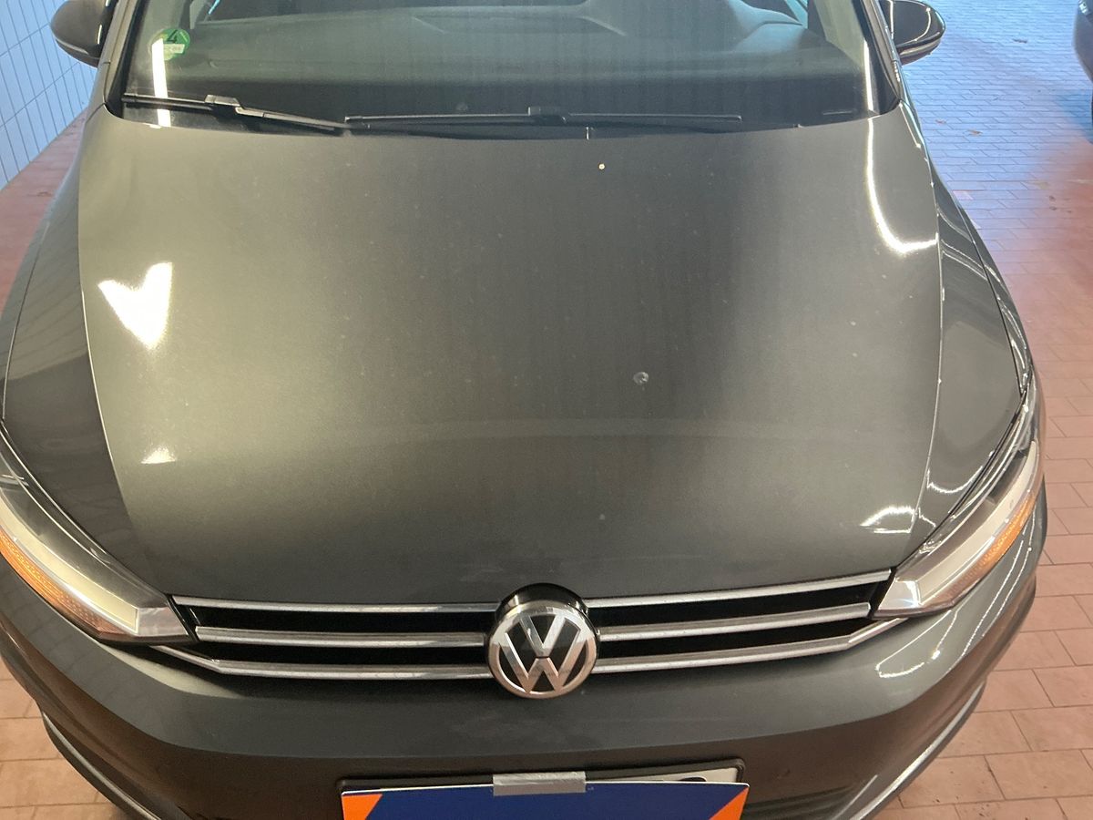 Volkswagen Touran 2019 — photo 3