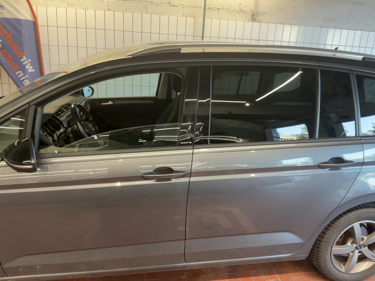 Volkswagen Touran 2019 — photo 5