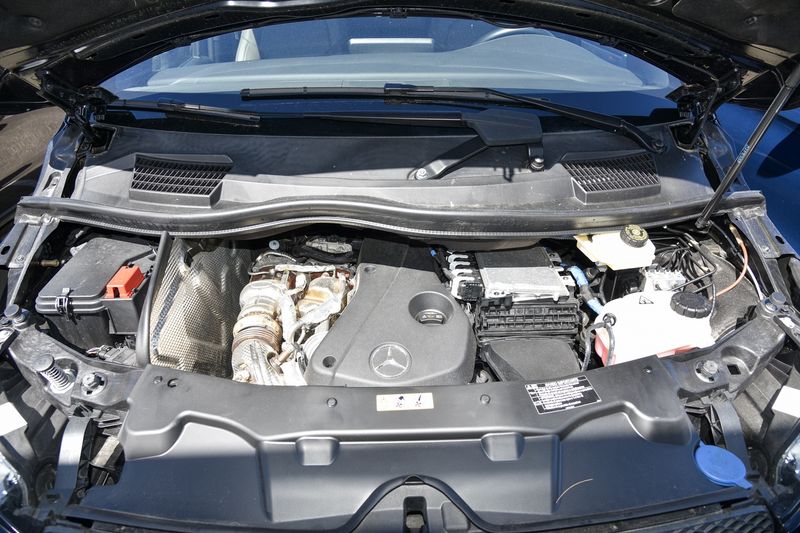Mercedes-Benz V-Klasse V 300 d AVANTGARDE 4MATIC lang — zdjęcie 8