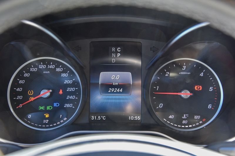 Mercedes-Benz V-Klasse V 300 d AVANTGARDE 4MATIC lang — zdjęcie 12