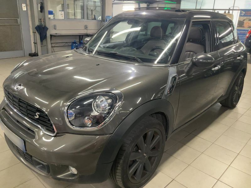 MINI Countryman Cooper S ALL4 — zdjęcie 2