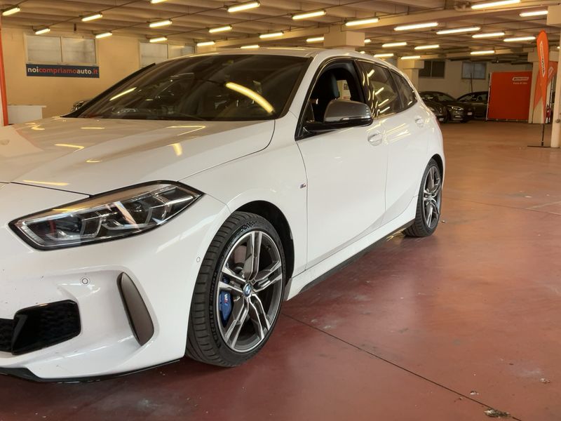 BMW 1er M135i xDrive 2021 – снимка 2