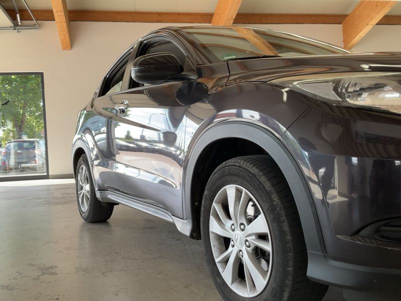 Honda HR-V 1.5 i-VTEC Elegance — zdjęcie 8