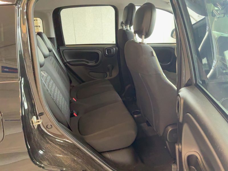 Fiat Panda 1.0 Mild-Hybrid Pandina Cross — zdjęcie 14