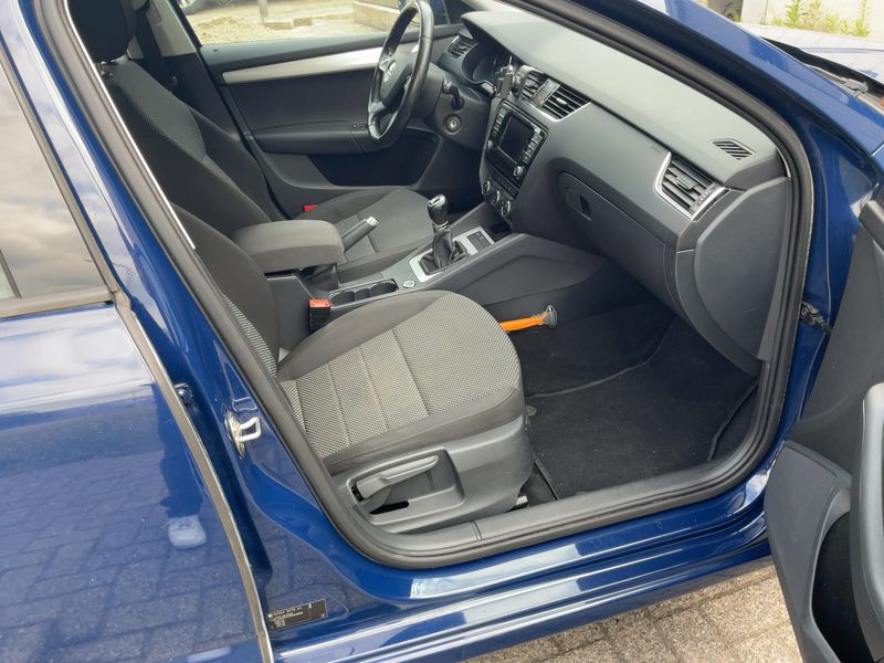 Skoda Octavia 1.6 TDI GreenLine 2014 – снимка 16