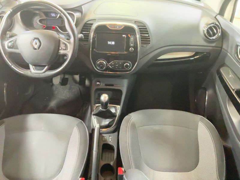 Renault Captur 1.5 dCi Energy Intens 2016 – снимка 18