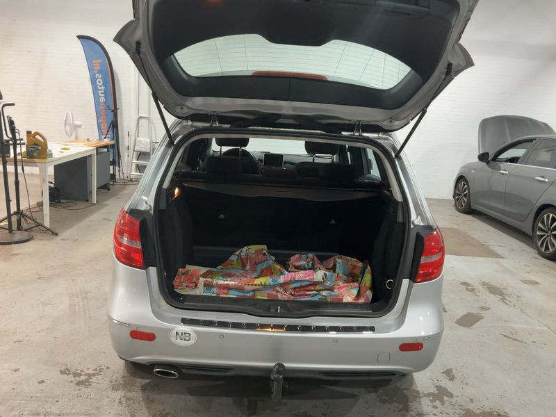 Mercedes-Benz B-Klasse B 180 — zdjęcie 10