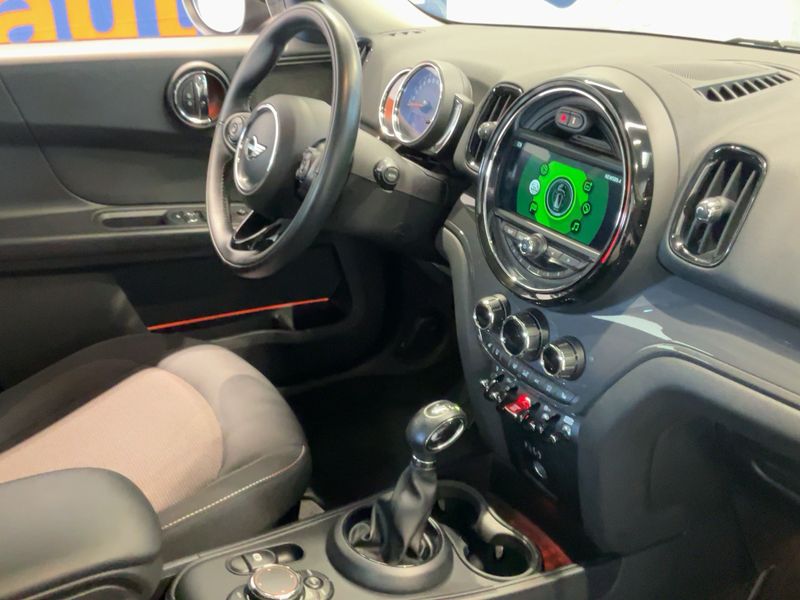 MINI Countryman Cooper ALL4 — zdjęcie 12