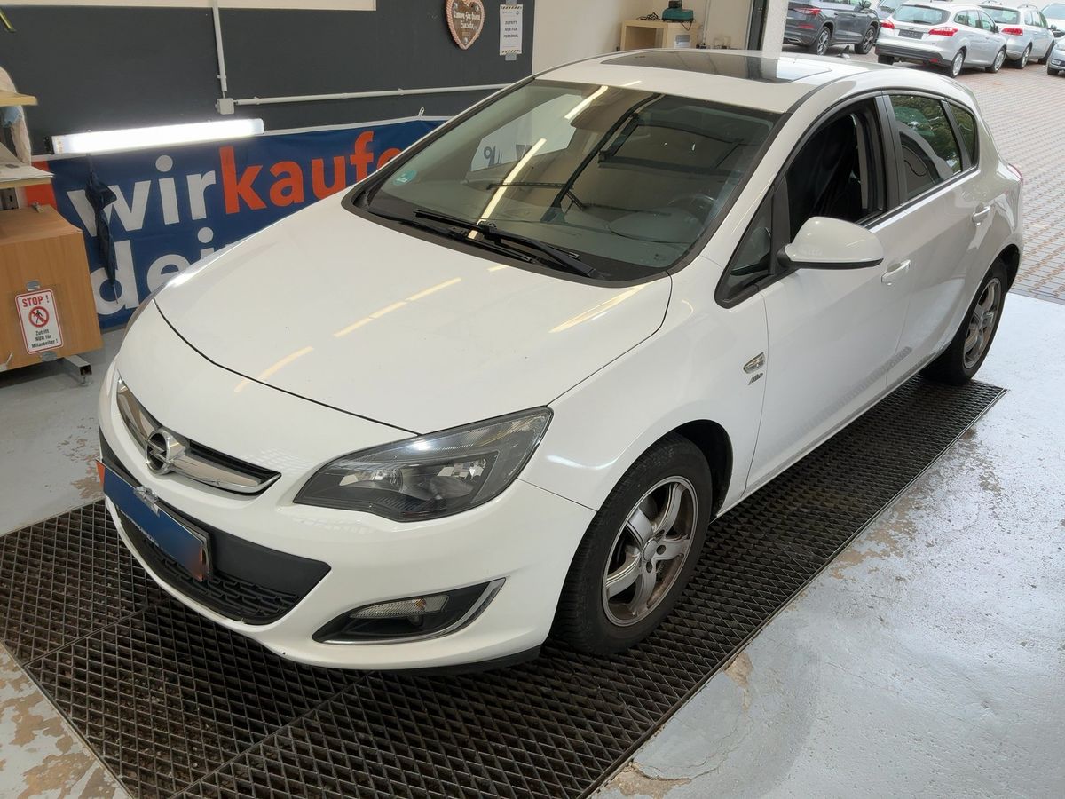 Opel Astra 2013