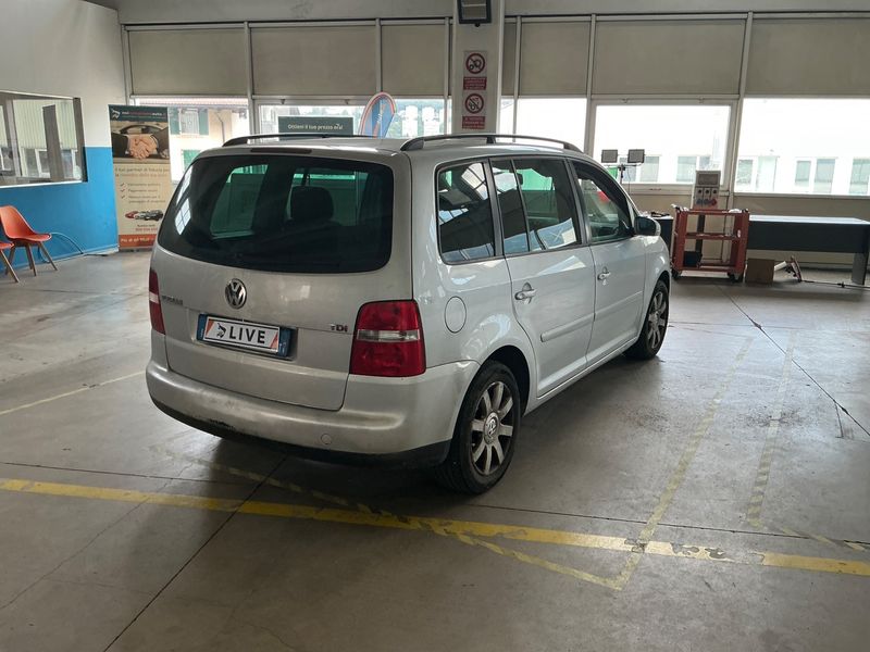 Volkswagen Touran 2.0 TDI Trendline 2003 – снимка 2