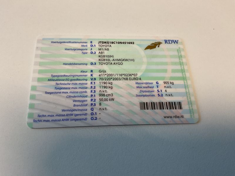 Toyota Aygo 1.0 Confort — zdjęcie 5
