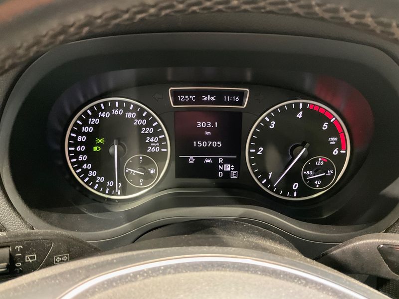 Mercedes-Benz B-Klasse B 220 CDI Standard 2013 – снимка 19