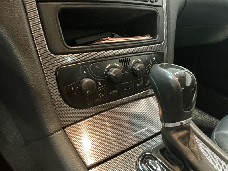 Mercedes-Benz CLK-Klasse CLK 200 Kompressor Avantgarde 2003 – снимка 30