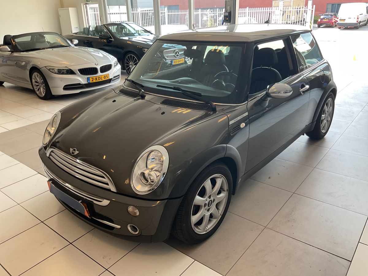 MINI Cooper 2005