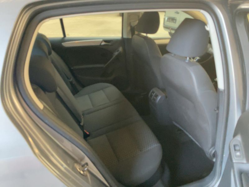Volkswagen Golf VI 1.6 TDI Trendline BlueMotion Tech — zdjęcie 14