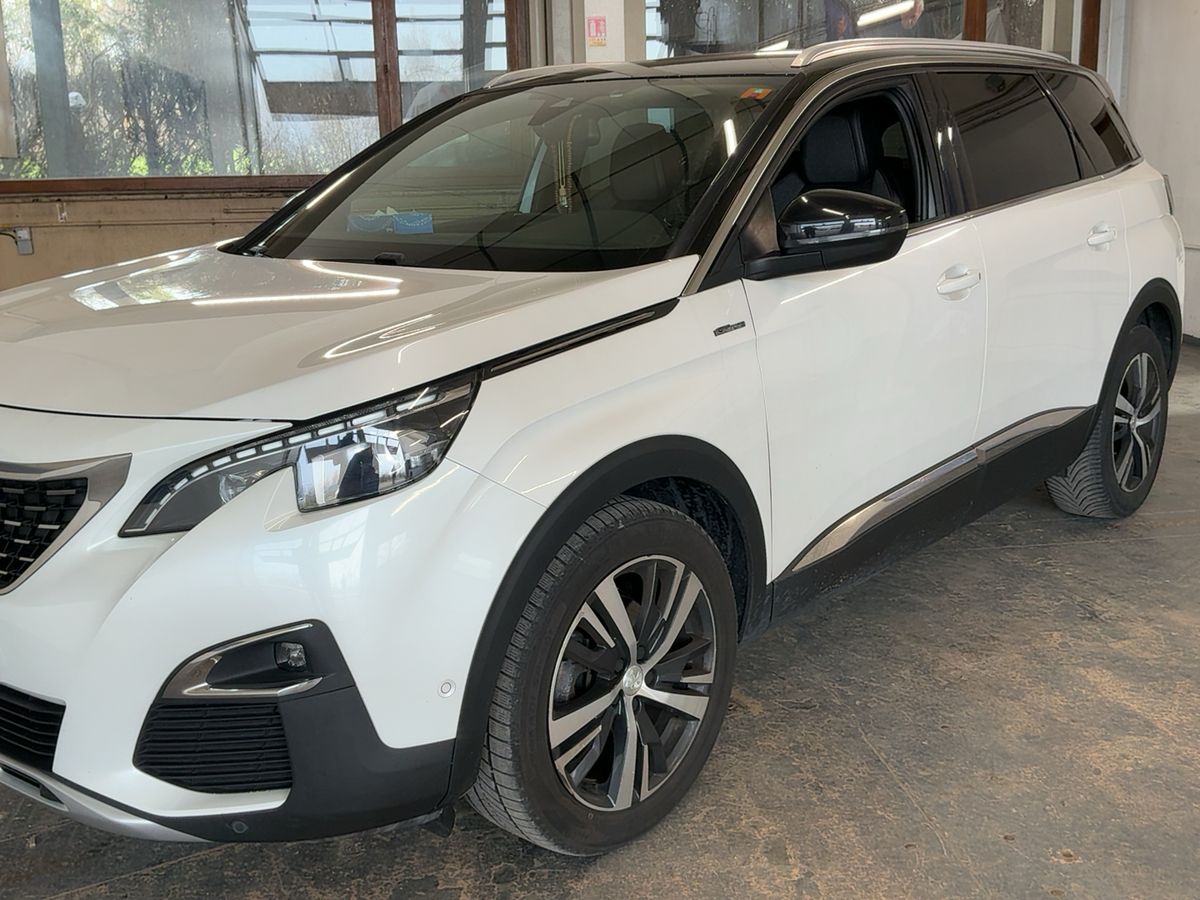 Peugeot 5008 d'occasion