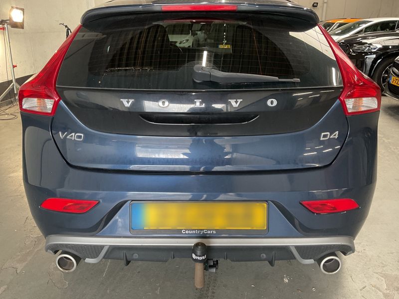 Volvo V40 2.0 D4 R-Design Kinetic 2014 – снимка 26