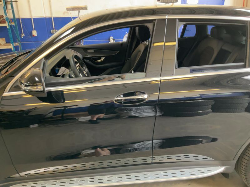 Mercedes-Benz EQC electric drive 300 kW 4Matic AMG Line — zdjęcie 4