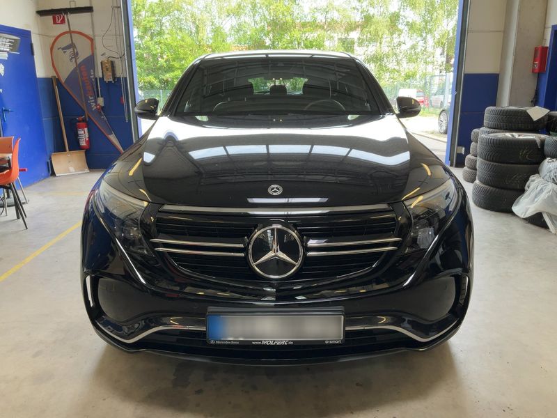 Mercedes-Benz EQC electric drive 300 kW 4Matic AMG Line — zdjęcie 9