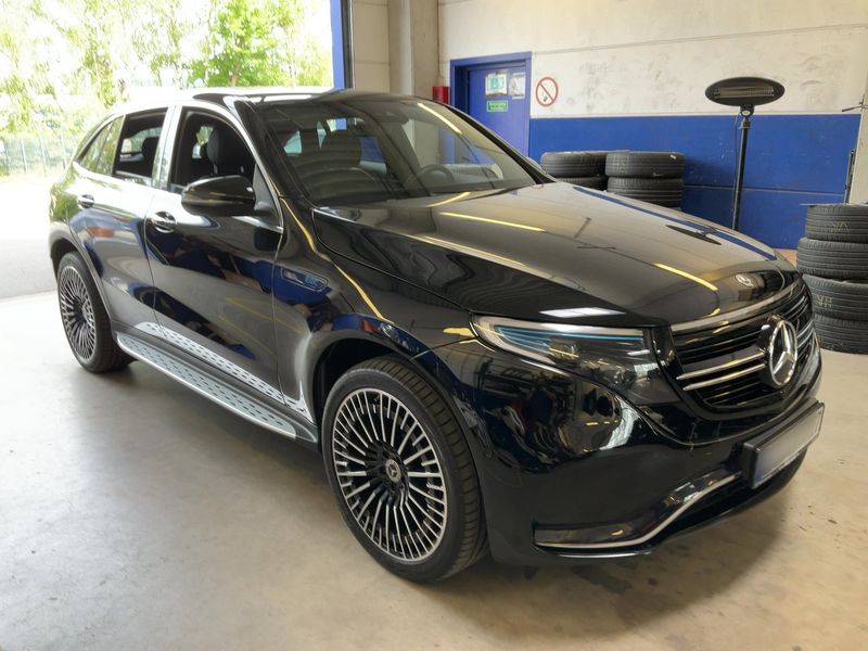 Mercedes-Benz EQC electric drive 300 kW 4Matic AMG Line — zdjęcie 8