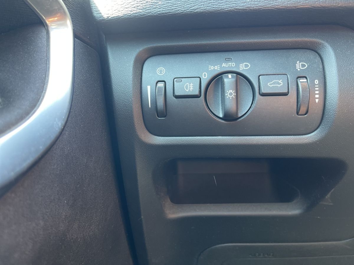 Volvo V40 1.6 D2 Momentum