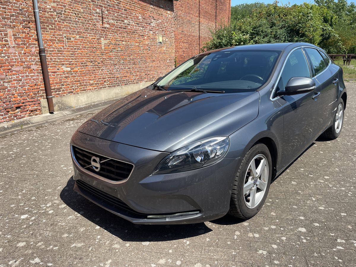 Volvo V40 1.6 D2 Momentum