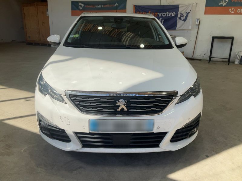 Peugeot 308 1.5 Blue-HDi Allure Business — zdjęcie 9