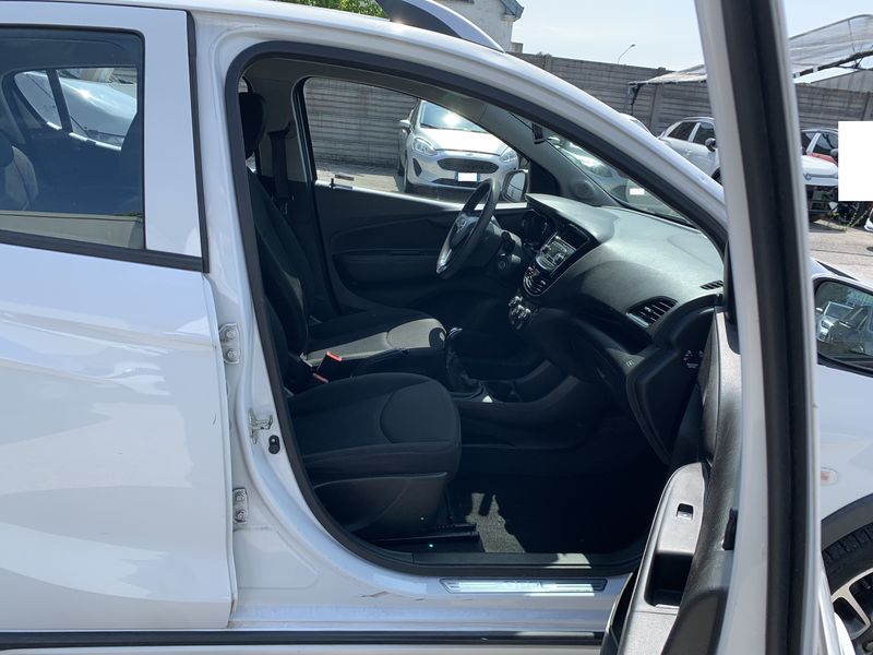 Opel Karl 1.0 LPG Rocks — zdjęcie 10
