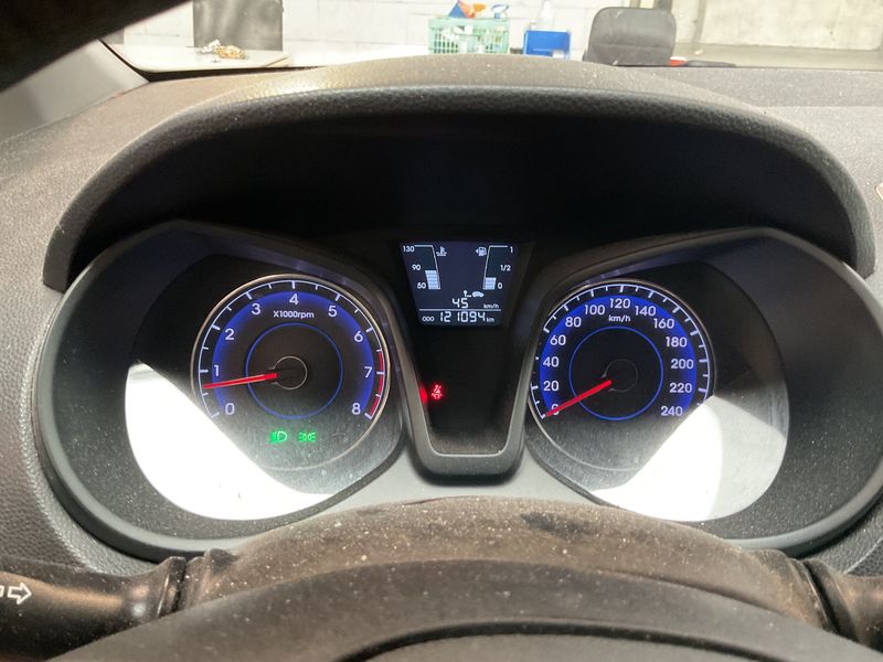 Hyundai ix20 1.6 Tecno — zdjęcie 13