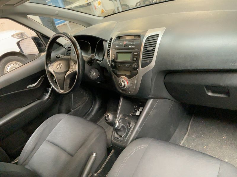 Hyundai ix20 1.6 Tecno — zdjęcie 12