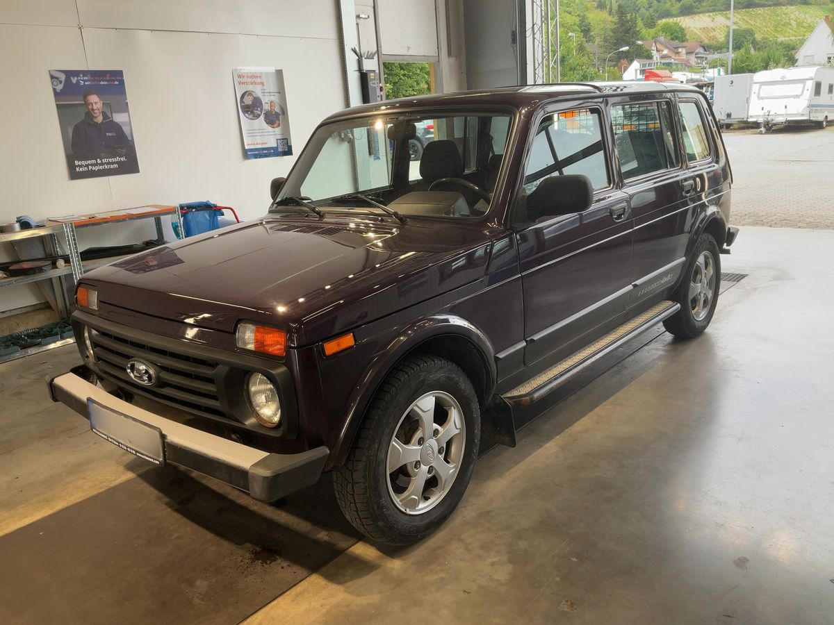 Lada Taiga 2018