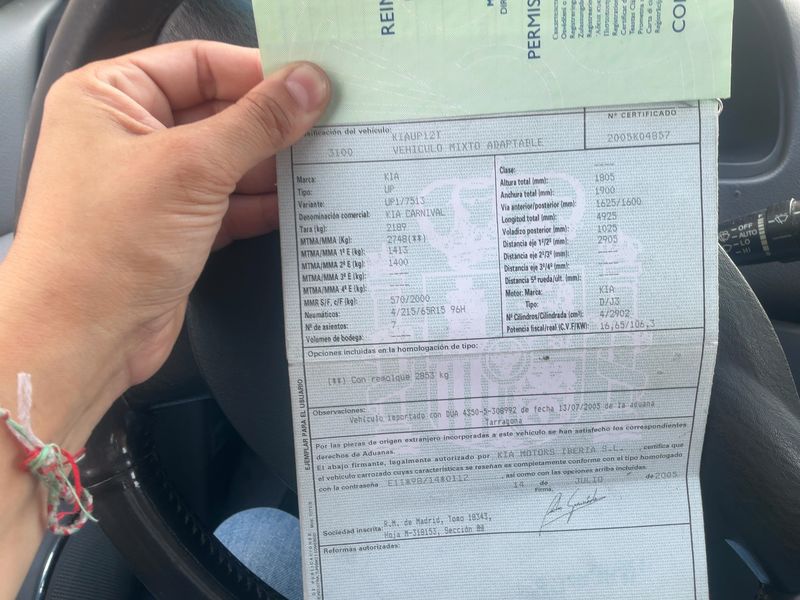 Kia Carnival 2.9 CRDi EX — zdjęcie 6